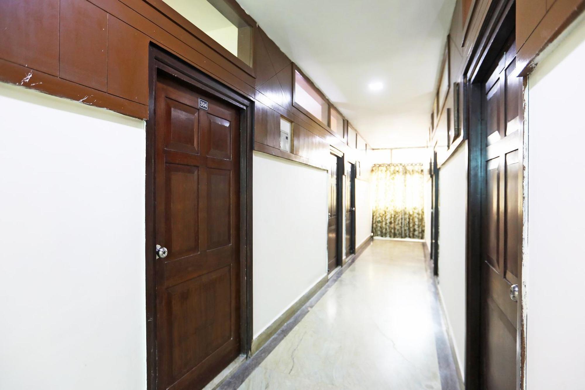 Hotel O Ashoka Inn Hotel Near Botanical Garden Noida Buitenkant foto