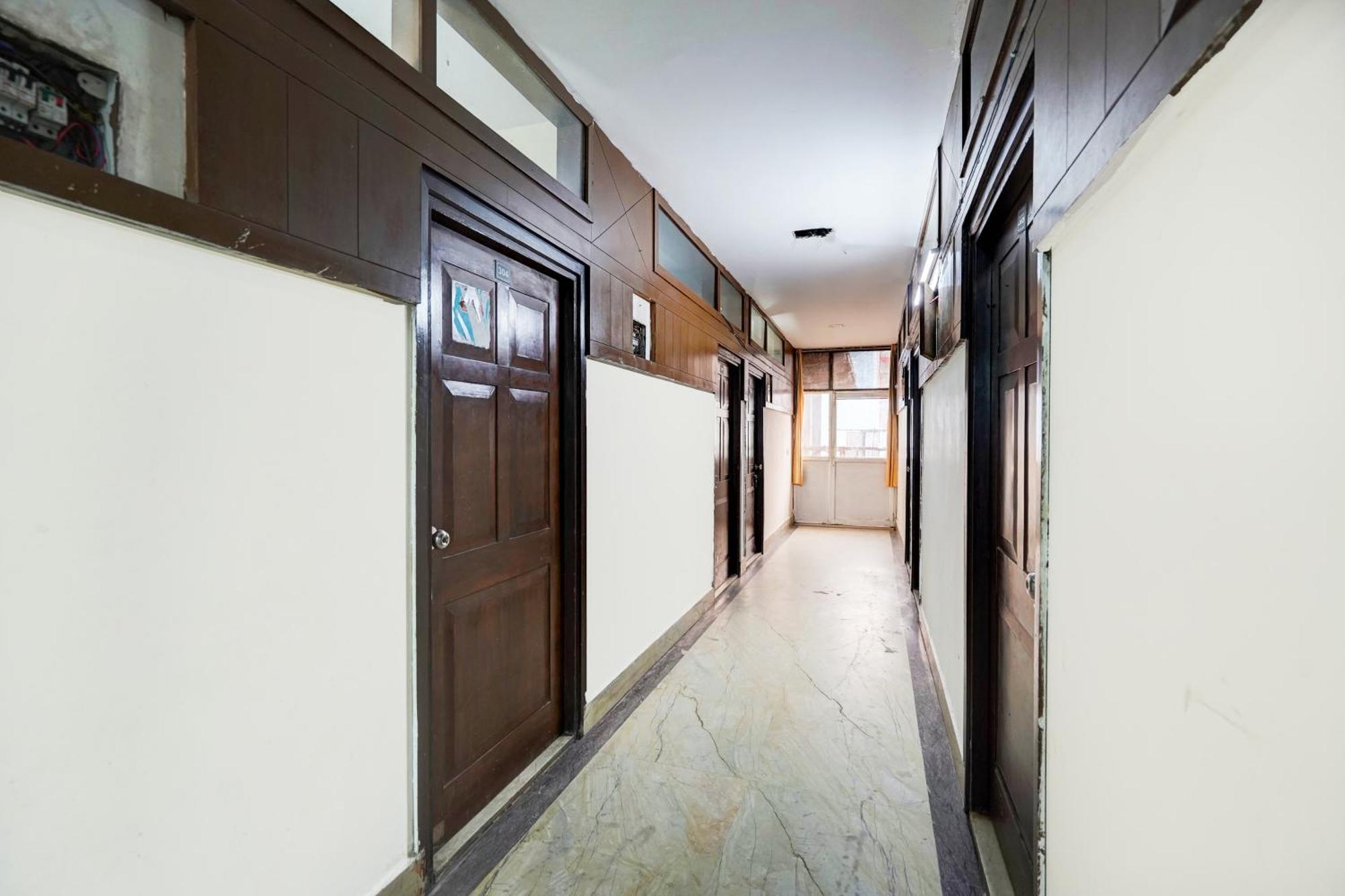 Hotel O Ashoka Inn Hotel Near Botanical Garden Noida Buitenkant foto