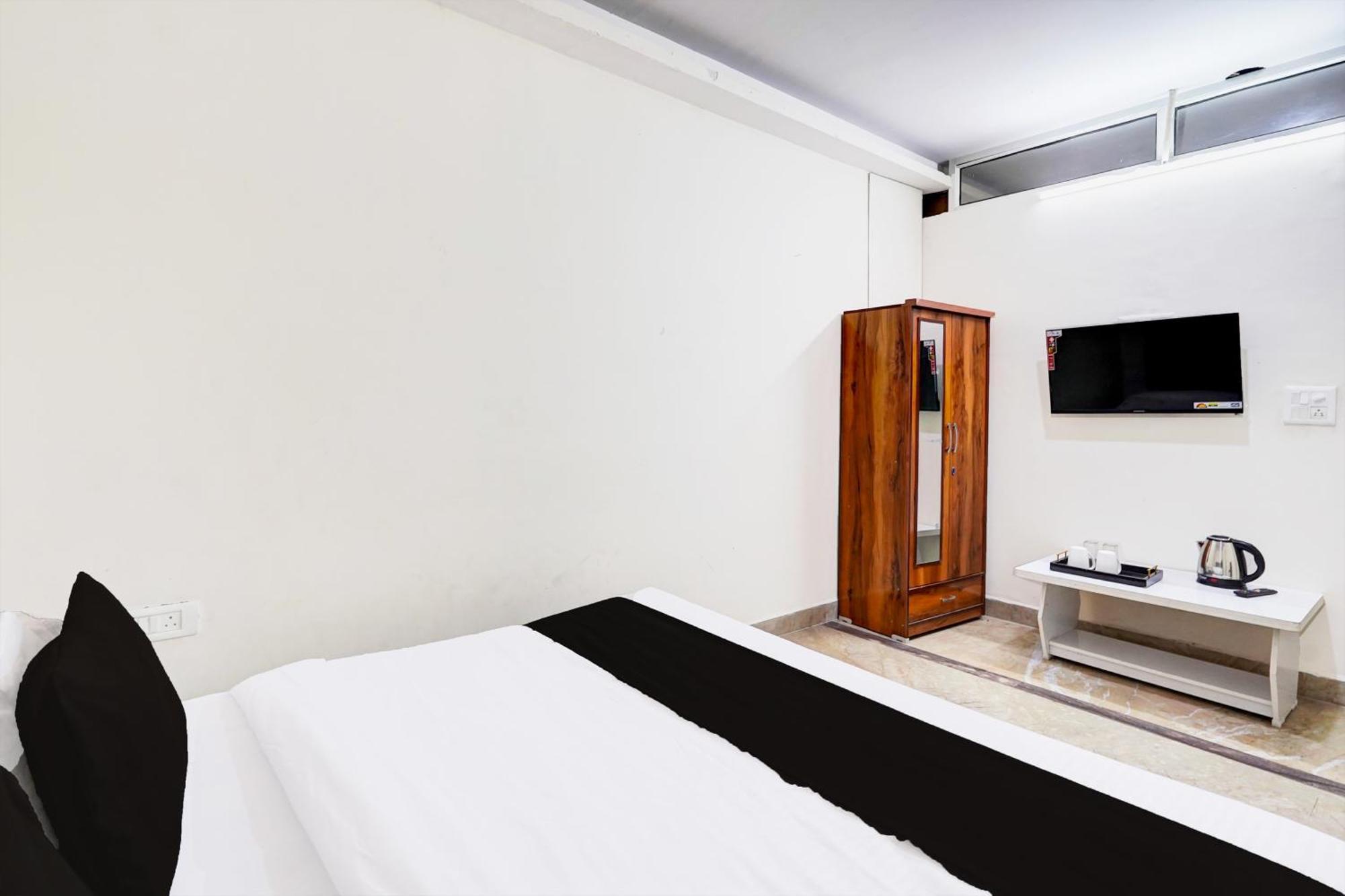 Hotel O Ashoka Inn Hotel Near Botanical Garden Noida Buitenkant foto